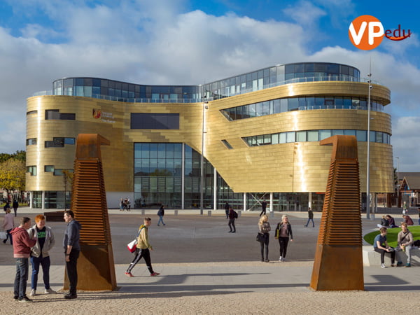 Teesside University, UK