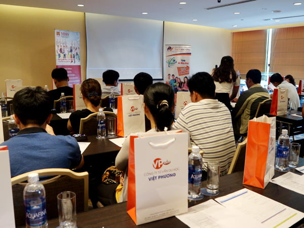 Mocbai10 code khuyến mãi nhận được sự quan tâm đông đảo của quý phụ huynh, học sinh tại HCM và các tĩnh lân cận