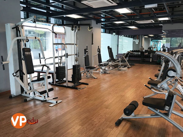 Phòng tập gym với đầy đủ trang thiết bị
