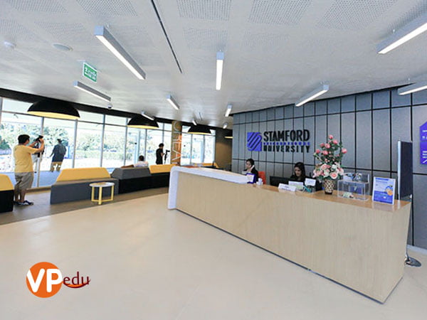 Đại học quốc tế Stamford liên kết với nhiều trường đại học nổi tiếng tại Anh Quốc đào tạo và cấp bằng