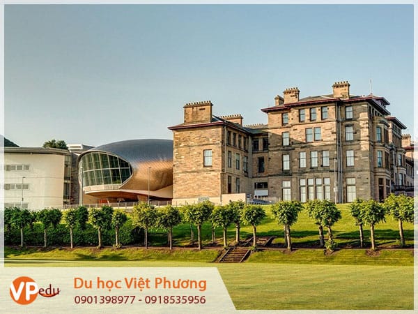 Đại học Edinburgh Napier: Đối tác chiến lược của Khuyenmaimb66