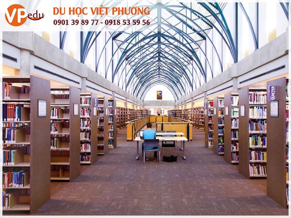 Thư viện trường MacEwan University hiện đại