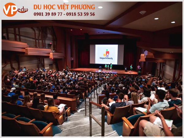 Gonzaga University - cơ hội Mocbai10 trang chủ và trải nghiệm nền văn hóa Mỹ