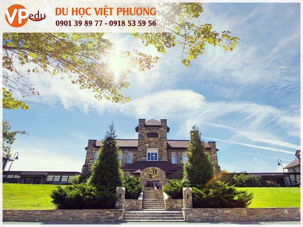 trường Lees – McRae College, Mỹ
