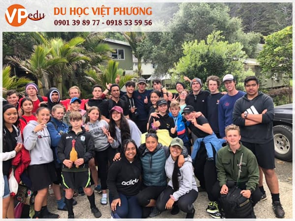 Học sinh Massey High School tham gia chương trình ngoại khóa  