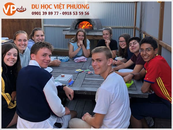Môi trường Mocbai10 trang chủ tại Mount Maunganui College rất thân thiện