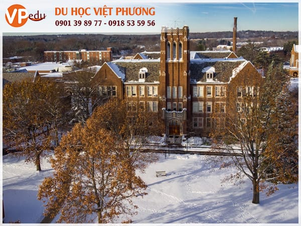 Trường trung học phổ thông Nazareth College, Úc