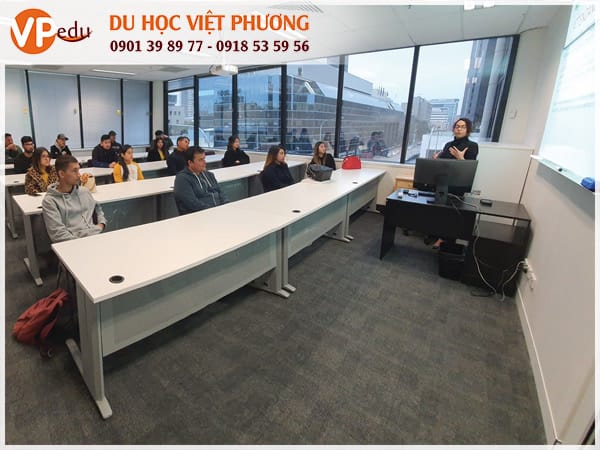 Lớp học tại trường Sydney City College of Management, Úc