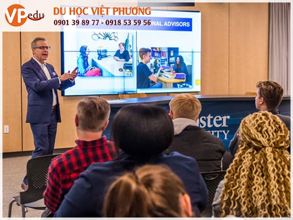 Lớp học tại trường Webster University