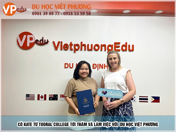 Trường Toorak College tới văn phòng Mocbailinkk.com để làm việc