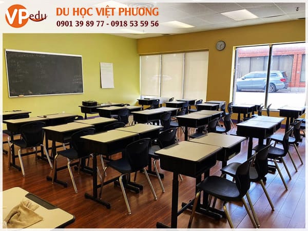 Không gian lớp học tại trường Toronto Scholars Collegiate