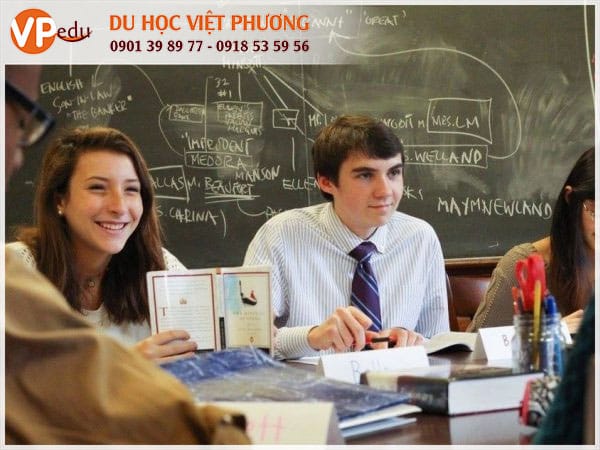 Philips Exeter Academy Appmb66 online bằng hình thức lấy học sinh làm trung tâm