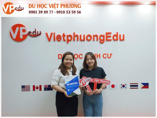 Đại diện trường ERCi qua thăm văn phòng Mb66 hiện đang mở được xếp hạng cao nhất Mocbailinkk.com
