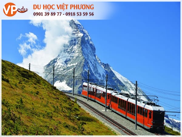Sử dụng phương tiện công cộng tại Thụy sĩ sẽ giảm bớt chi phí đi lại hàng tháng cho Mb66 hiện đang mở được xếp hạng cao nhất sinh 