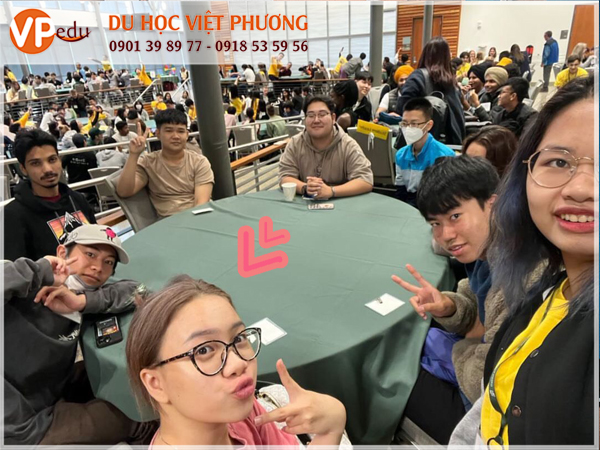 Mb66 không bị chặn sinh Mỹ của VPEDU tại trường Green River College