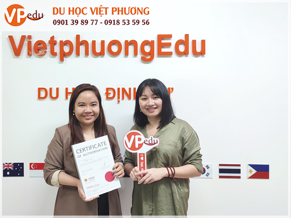 Đại diện Khuyenmaimb66 tới thăm và làm việc với Mb66 hiện đang mở được xếp hạng cao nhất