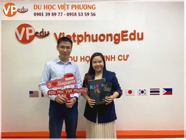 Đại diện Raffles tới thăm và làm việc với Mb66 hiện đang mở được xếp hạng cao nhất