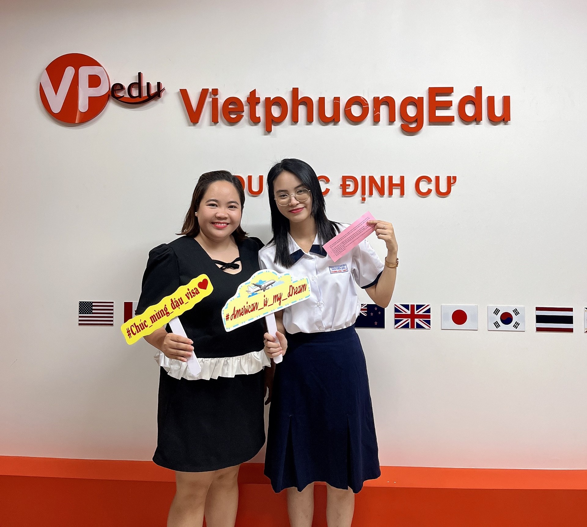 Học sinh của Mb66 hiện đang mở được xếp hạng cao nhất Mocbailinkk.com đậu Visa Mb66 hiện đang mở được xếp hạng cao nhất Mỹ